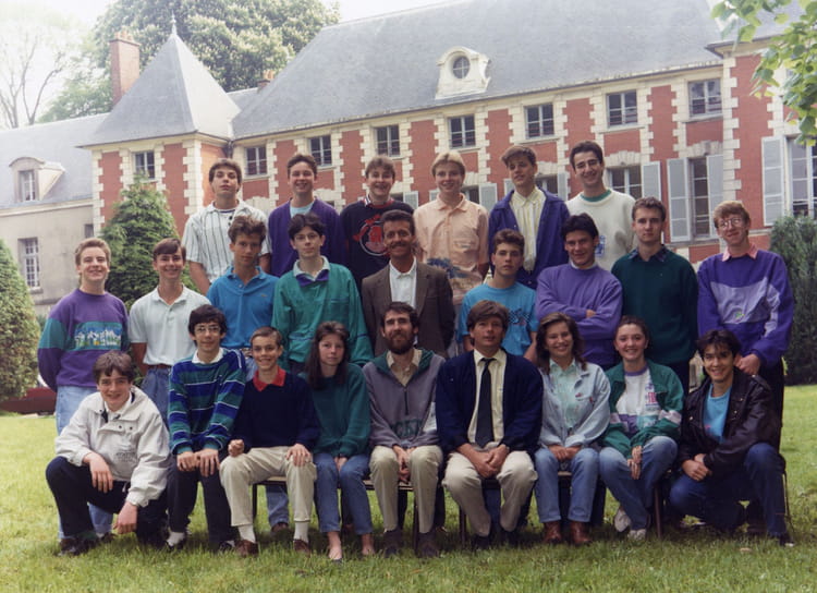 Photo de classe 3 eme de 1988, Collège Institut Du Luat - Copains d'avant