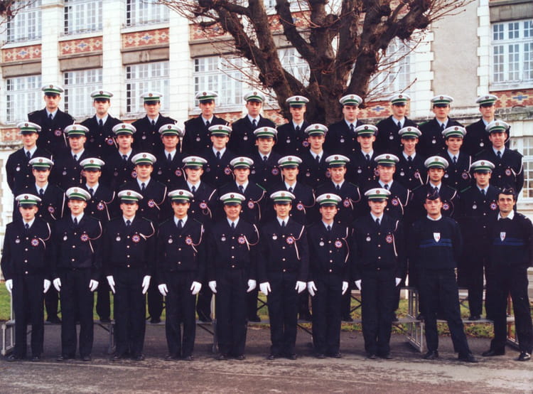 Photo de classe ENP Promo 96/12 de 1996, ENP PERIGUEUX - Copains d'avant