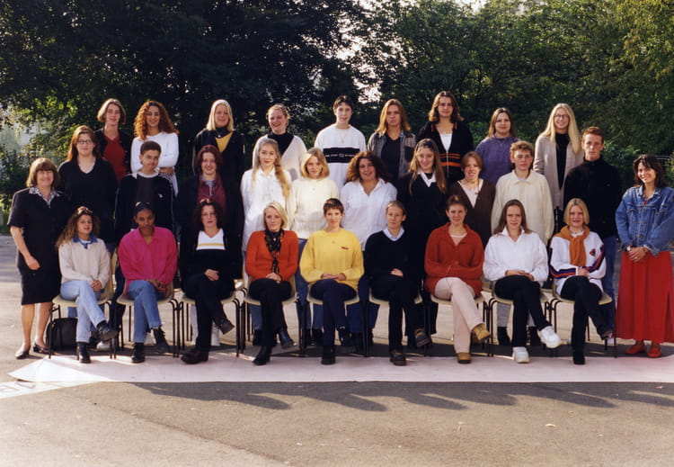 Photo de classe 1bs2 de 1998, Lycée Technique Charles Bourseul