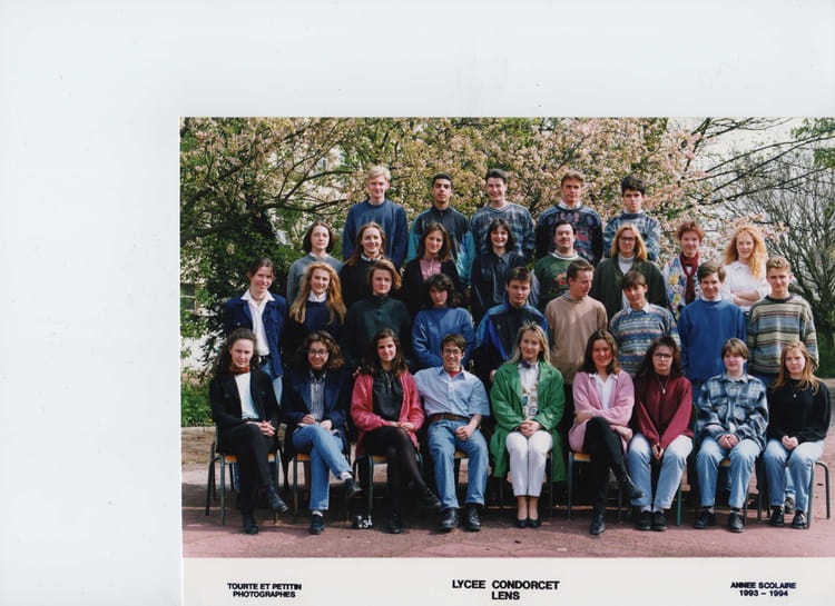 Photo de classe 1ere ES 1 de 1994, Lycée Condorcet - Copains d'avant