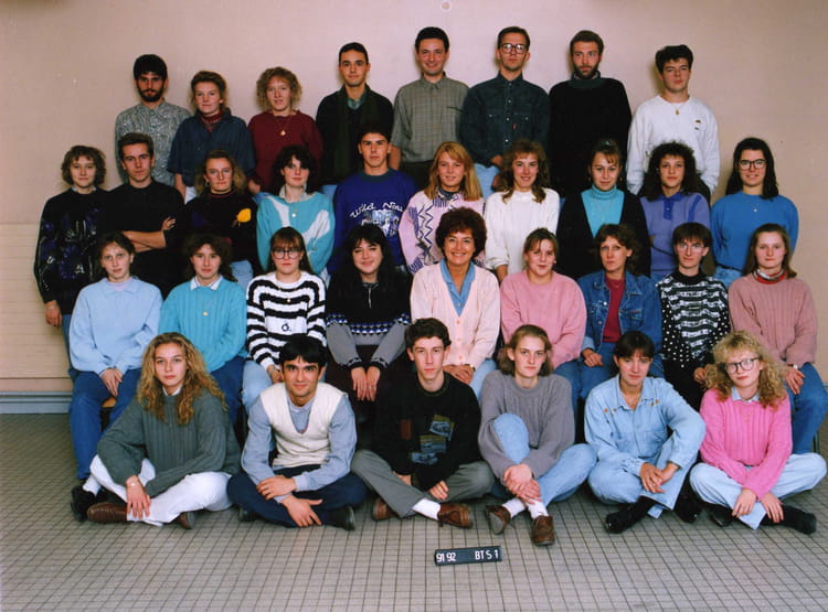Photo de classe BTS 1 de 1991, Lycée Raymond Poincaré - Copains d'avant