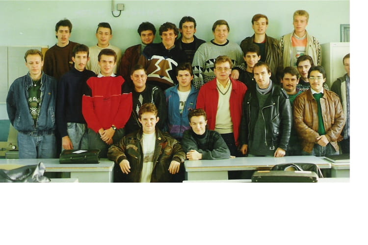 Photo de classe Bts M.A.I de 1990, Lycée Louis Pasteur - Copains d'avant