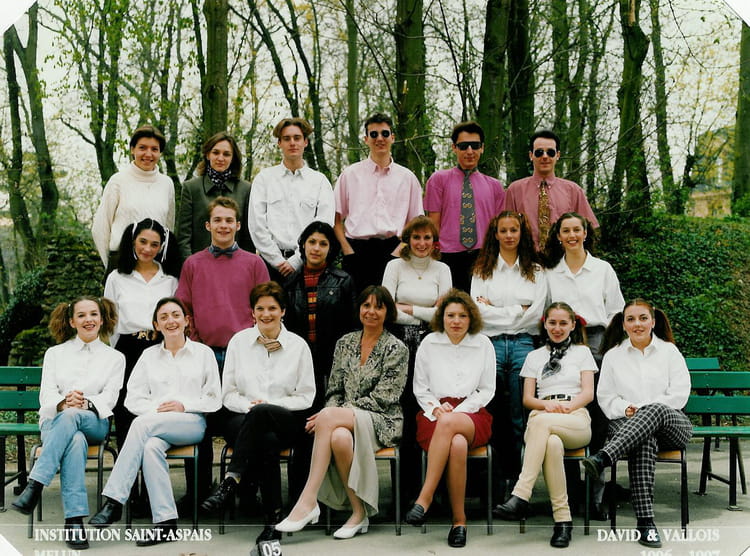 Photo de classe BTS ACTION CO 2ème annee 1996/1997 de 1996, Lycée Saint ...