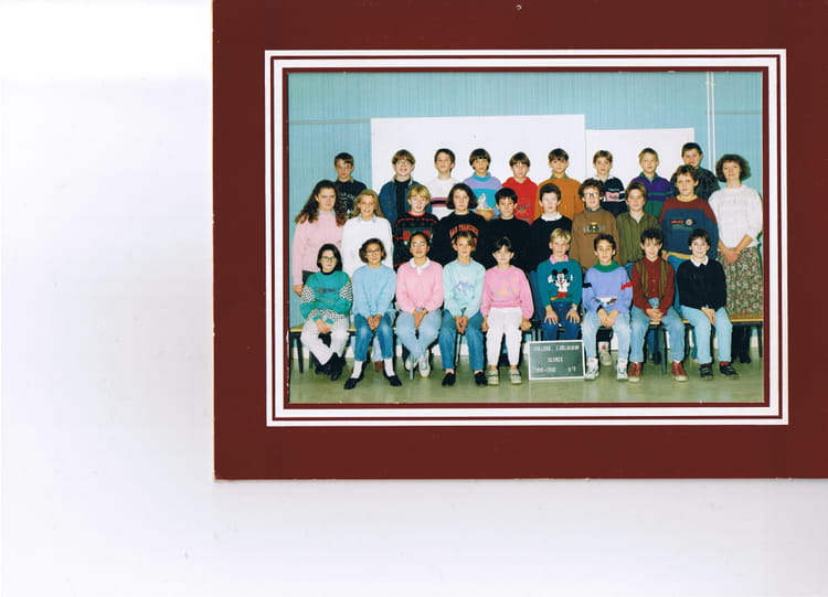 Photo de classe 6ème2 de 1991, Collège Jean Delacour Copains d'avant
