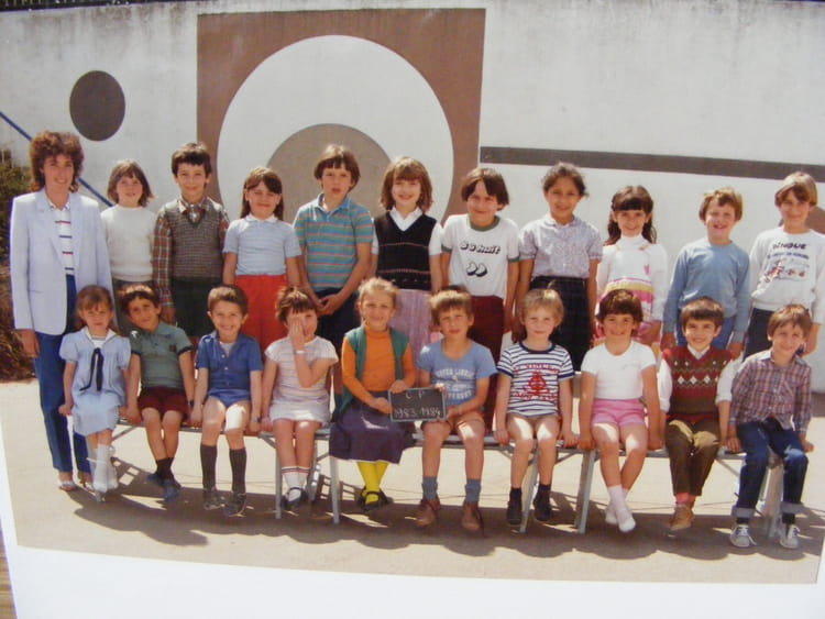 Photo de classe CP de 1983, ECOLE PIERRE ET MARIE CURIE - Copains d'avant