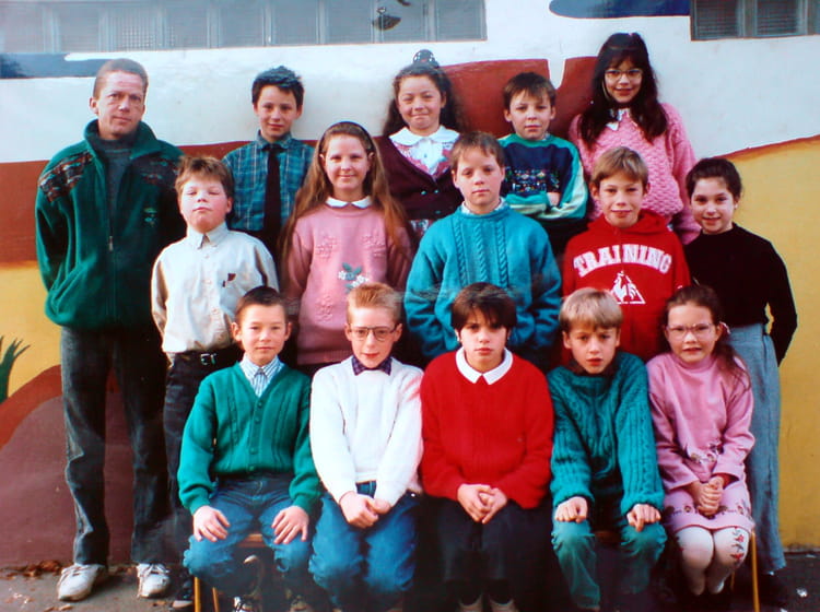 Photo De Classe CM1 De 1993 cole Primaire Copains D avant photo-de-classe-cm1-de-1993-cole-primaire-copains-d-avant