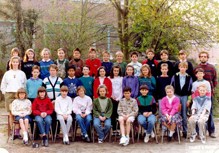Photo de classe CM2 1990 1991 de 1990, ECOLE SAINT JEAN - Copains d'avant