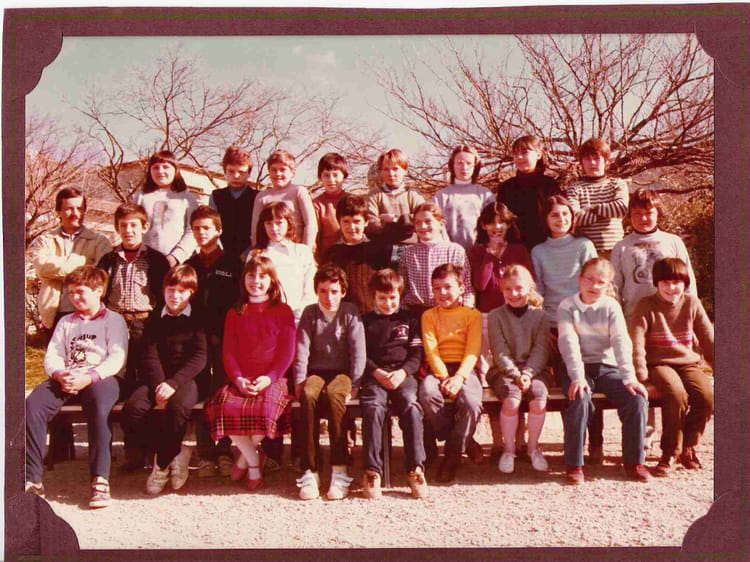 Photo de classe CM2 de 1982, ECOLE MATERNELLE ET PRIMAIRE DE BUIS LES