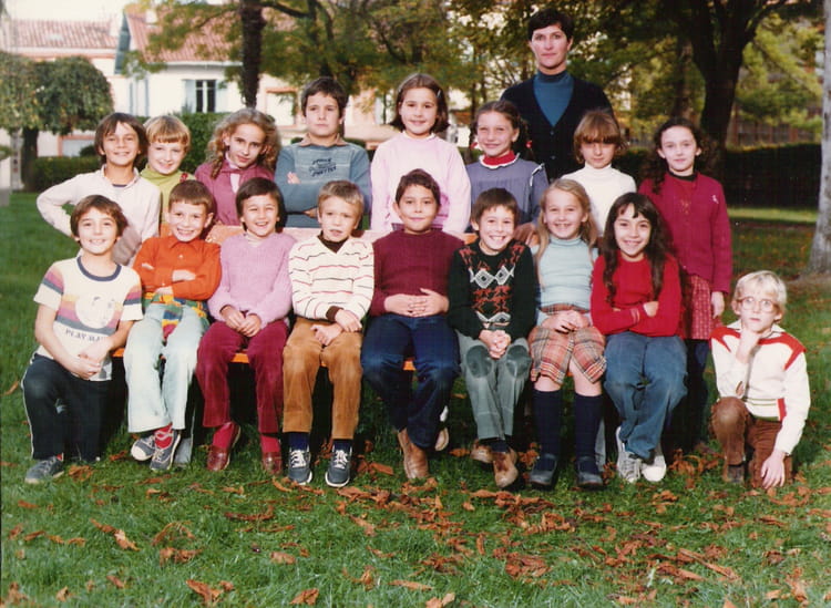 Photo de classe CM1 de 1983, Ecole Primaire (Lezat Sur Leze) Copains