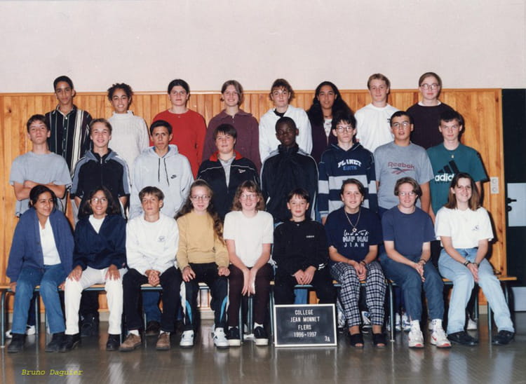 Photo de classe 3A Année scolaire 1996-1997 de 1996, Collège Jean ...