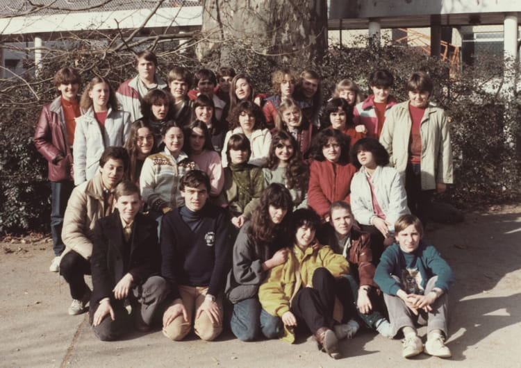 Photo de classe Seconde de 1982, Lycée Michel De Montaigne - Copains d ...