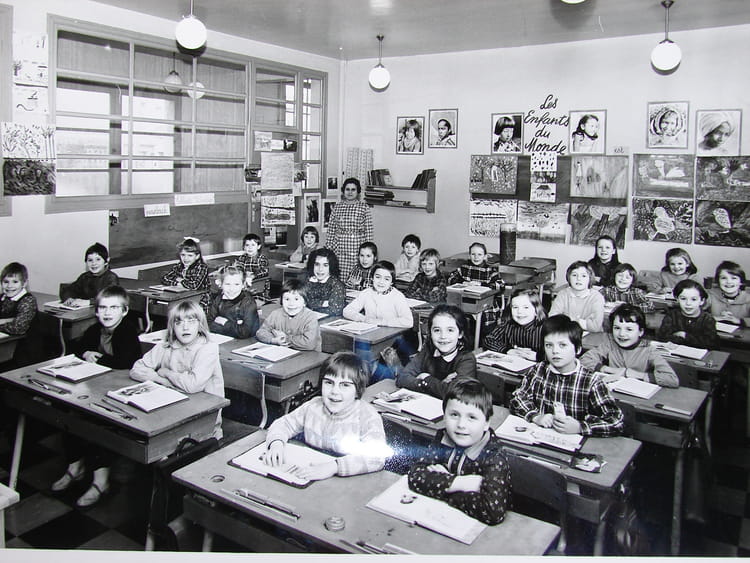 Photo de classe CE 1 de 1967, ECOLE LOUIS BLANC - Copains d'avant