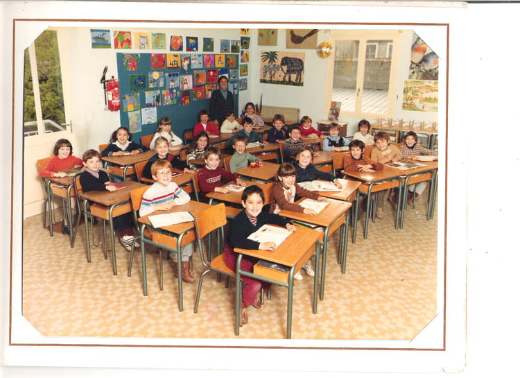 Photo De Classe St Joseph De 1982 Ecole Notre Dame Et Saint Joseph photo-de-classe-st-joseph-de-1982-ecole-notre-dame-et-saint-joseph