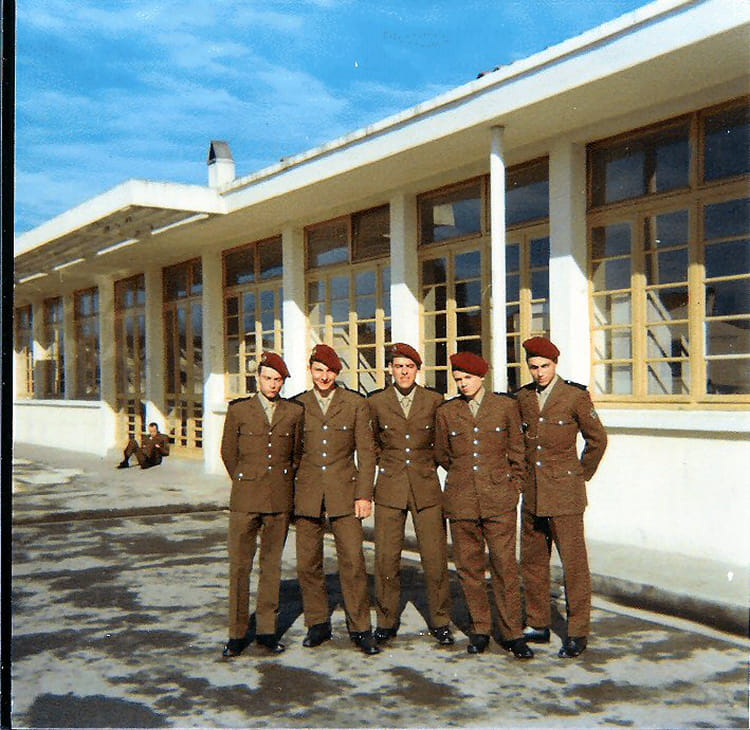 Photo de classe Mes copains de la région de Marseille à Pau de 1975 ...