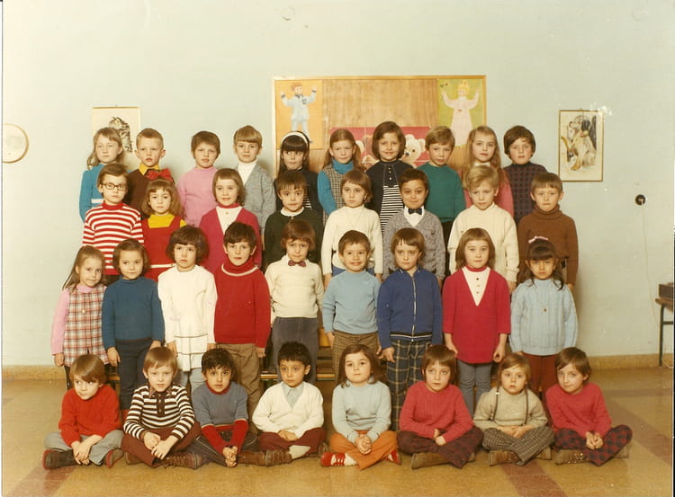 Photo de classe De 1969 à 1972 de 1970, ECOLE SAINTE AGATHE Copains d