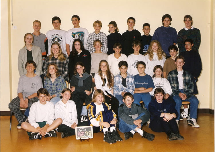 Photo de classe 4è3 de 1997, Collège L'oiseau Blanc - Copains d'avant