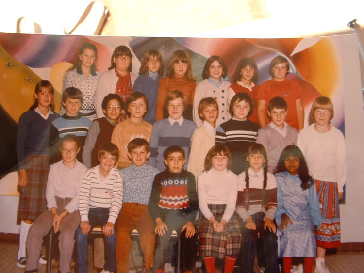 Photo de classe Sixième de 1982, MICHEL DE SWAEN Copains d'avant