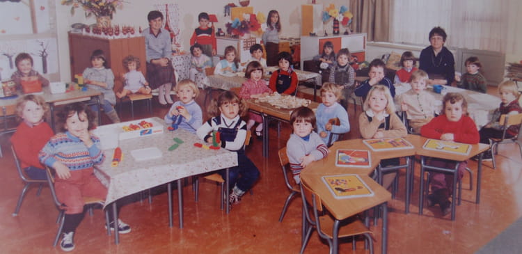 Photo de classe Les maternelles de 1982, Ecole Maternelle Les érables ...