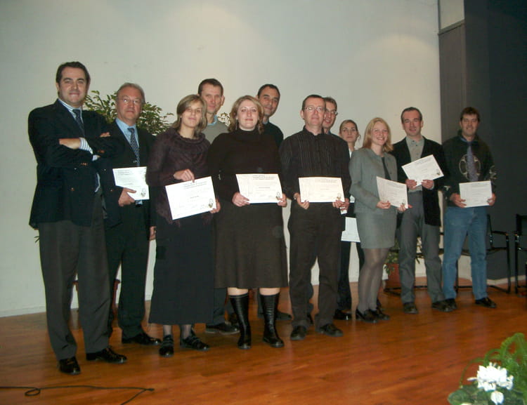 Photo de classe MSRI2_2003-2004 de 2004, Cesi - Centre D'etudes