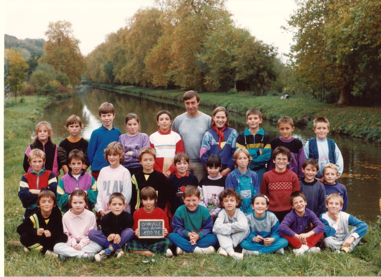 Photo de classe CM2 de 1991, BAINVILLE AUX MIROIRS Copains d'avant