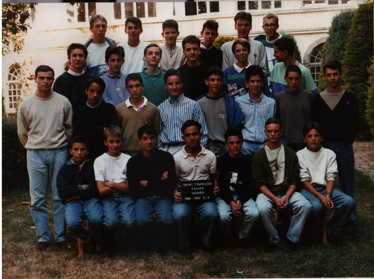 Photo de classe 3eme4 198990 Saint François Xavier Vannes de 1990