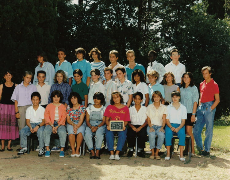 Photo de classe 3ème B de 1987, Collège L'assomption Copains d'avant