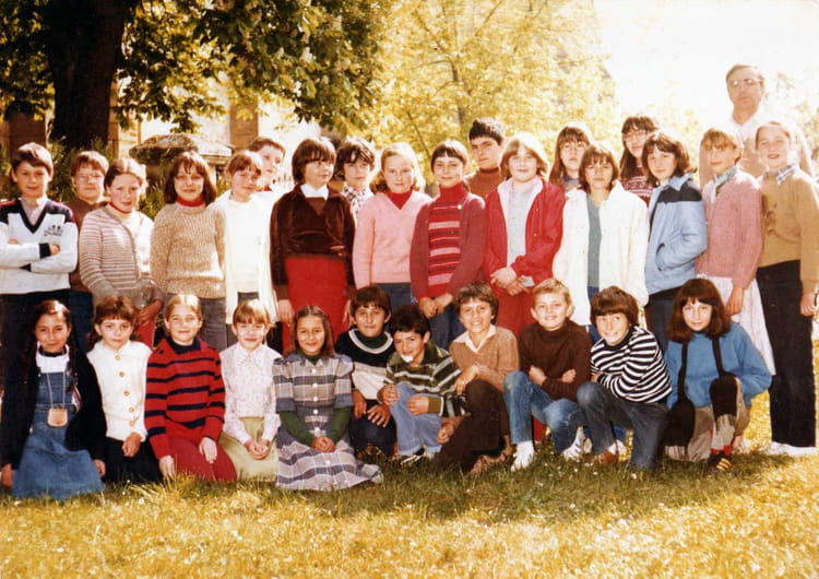 Photo de classe Cm2 de 1981, Ecole Primaire (Le Buisson De Cadouin