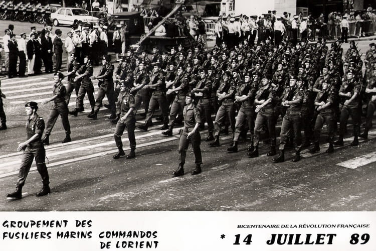 Lot De 4 Commandos Marine Au Défilé - Figurines Quiralu En Alu - Occasion