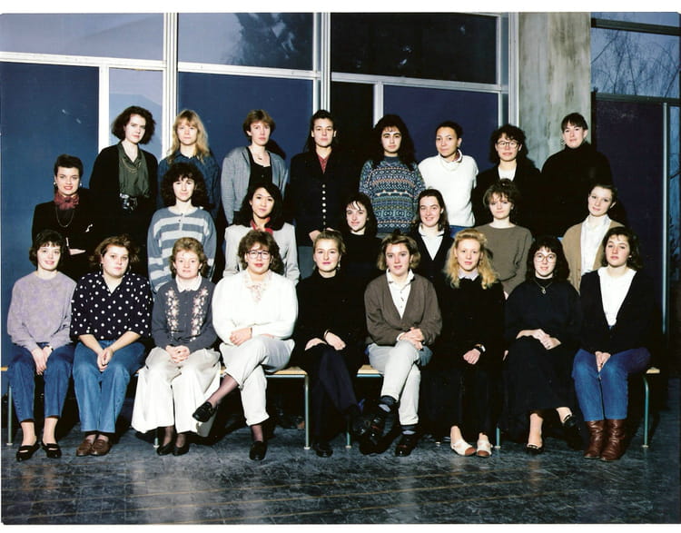 Photo de classe BTS 2TSCC de 1990, Bts Commerce International Au Lycée ...