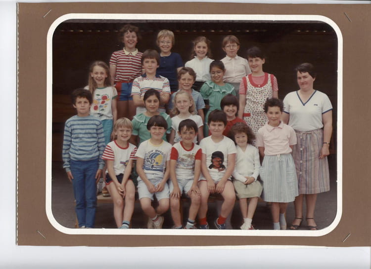 Photo de classe CE1 de 1983, ECOLE SAINTE MARIE - Copains d'avant