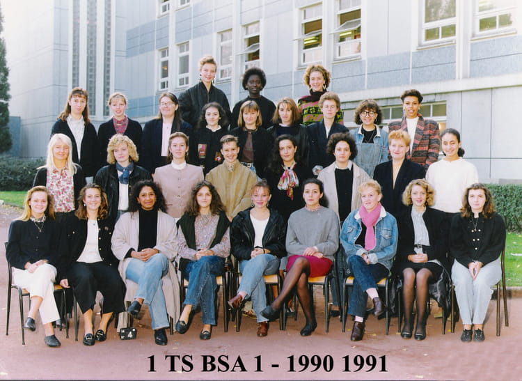 Photo de classe 1 TS BSA1 de 1990, Lycée Gaston Berger - Copains d'avant