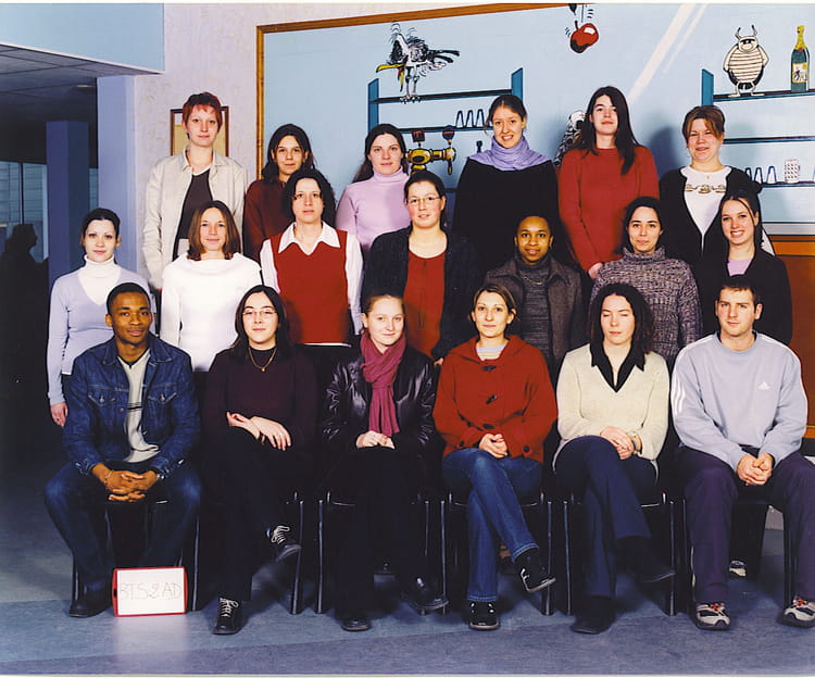 Photo de classe BTS 2AD de 2003, Lycée Jean Moulin - Copains d'avant