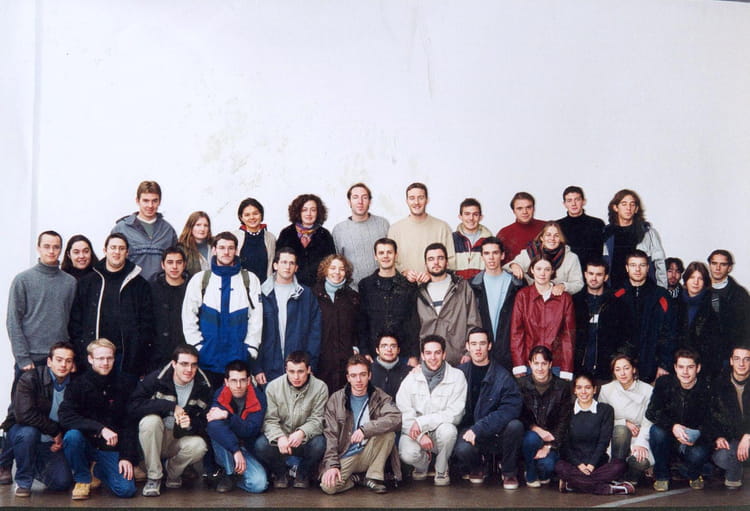 Photo de classe Matériaux 02 de 2004, Ecole Polytechnique De L ...