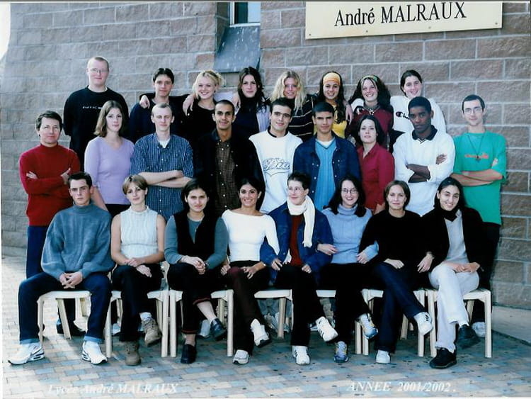 Photo de classe Terminale ES 2 de 2001, Lycée André Malraux - Copains d ...