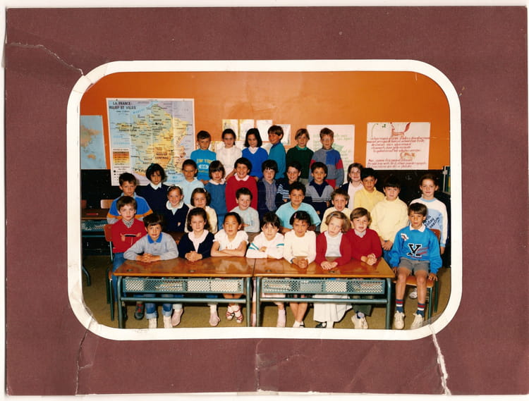 Photo de classe CE1 de 1986, ECOLE SAINTE MARIE - Copains d'avant