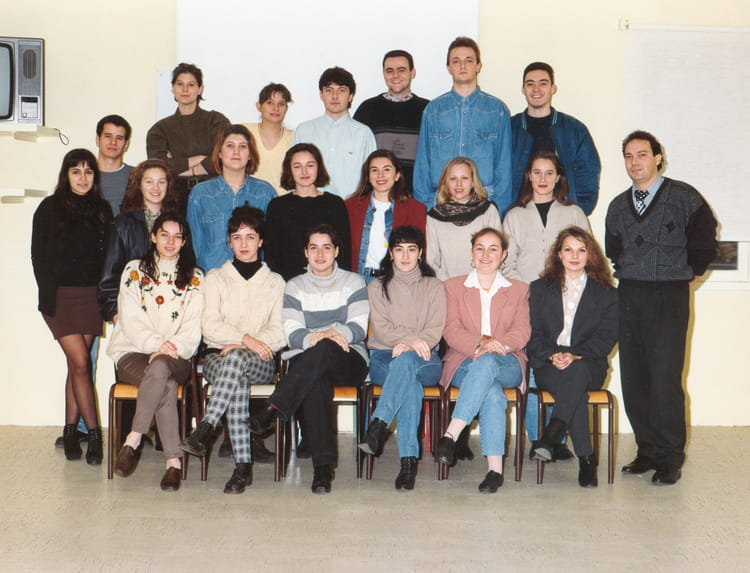 Photo de classe BTS ACTION CO A'2 93-94 de 1994, Lycée Maximilien De ...