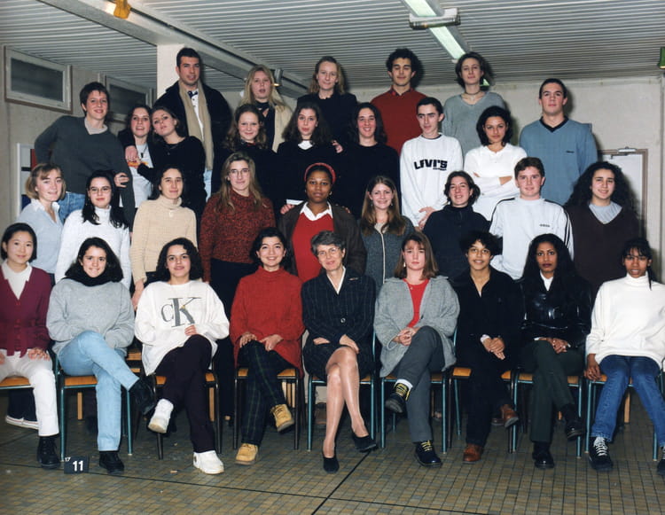 Photo de classe BTS COMMERCE INTERNATIONAL 1ère année de 1997, ECOLE ...