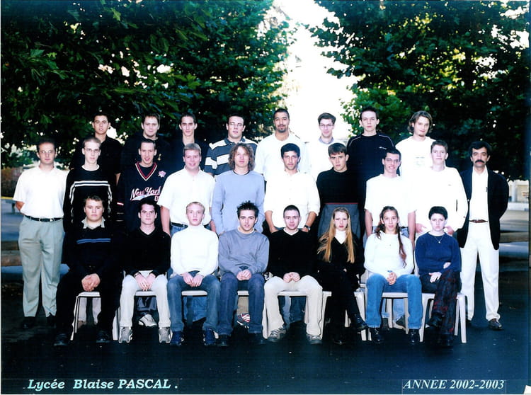 Photo de classe BTS CPI 2eme année de 2002, Lycée Blaise Pascal ...