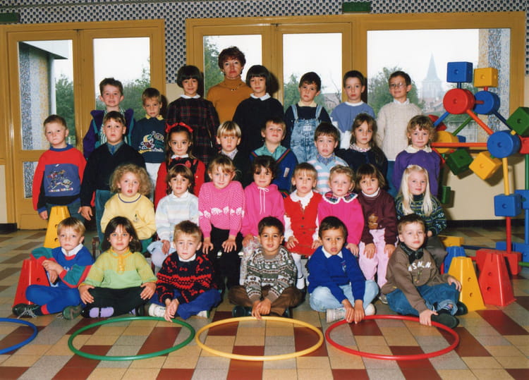 Photo de classe Année 1991 de 1991, ECOLE LOUISE MICHEL - Copains d'avant