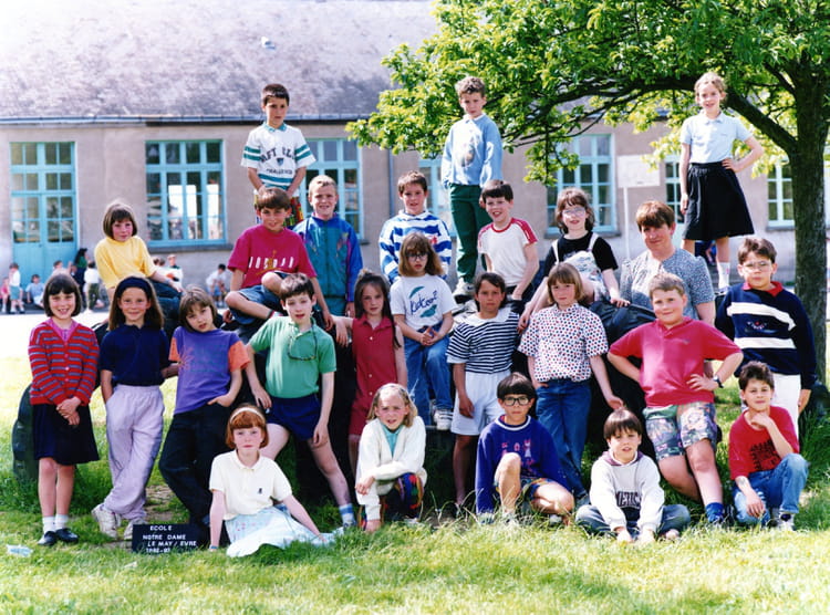 Photo de classe Ce2 de 1992, ECOLE PRIMAIRE NOTRE DAME - Copains d'avant