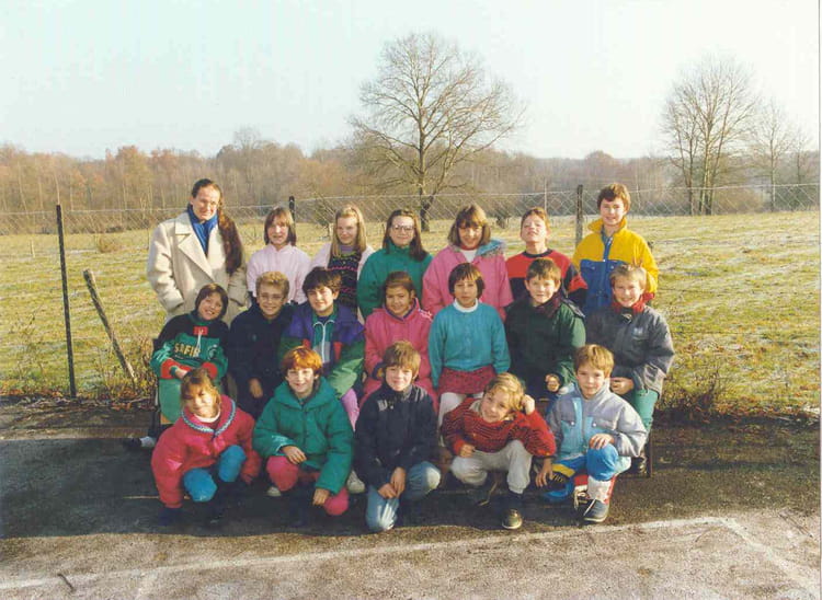 Photo de classe CM1 de 1989, Ecole Primaire Copains d'avant