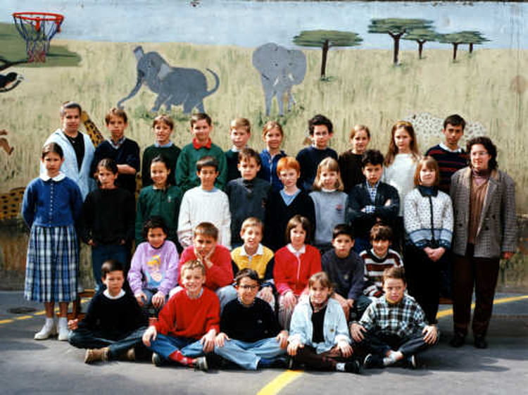 Photo de classe CM2 de 1996, FENELON BIENFAISANCE Copains d'avant