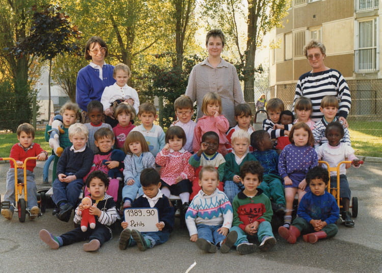Photo de classe Petite section de 1990, ECOLE LOUISE MICHEL - Copains d ...