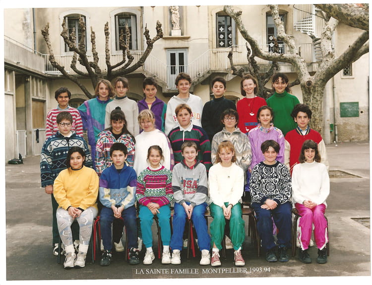Photo de classe 6èmeB de 1993, Collège De La Saintefamille Copains d'avant