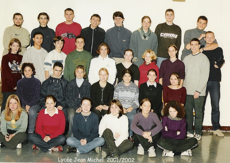 Photo de classe Terminale ES de 2001, Lycée Jean Michel - Copains d'avant