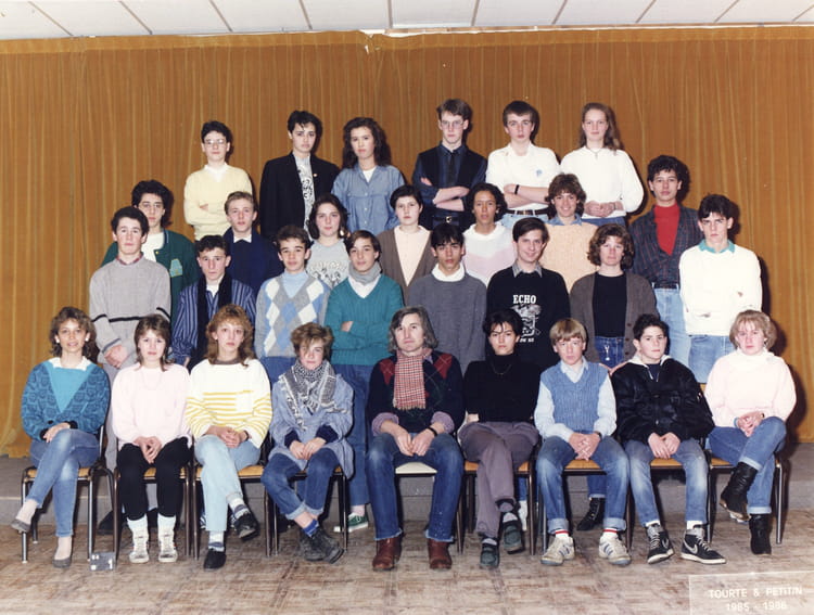 Photo De Classe 3 L 1985 1986 De 1986 Collège Saint Gabriel Photo De Classe 3 L 1985 1986 De 1986 Collège Saint Gabriel