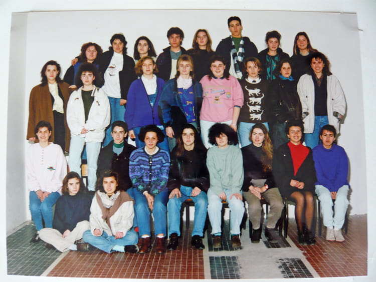 Photo de classe 1ère F7a de 1990, Lycée Louise Michel - Copains d'avant