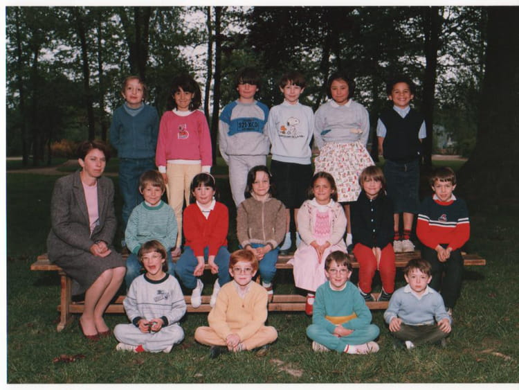 Photo de classe Cp de 1983, Ecole Sainte Therese D'avila (Bois