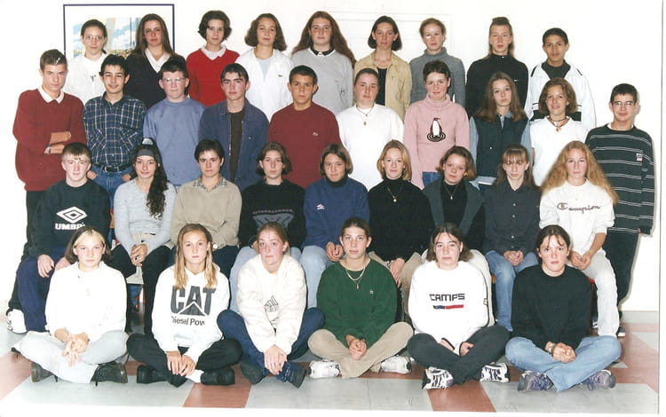 Photo de classe 2nde 5 de 2000, Lycée Michel Anguier - Copains d'avant