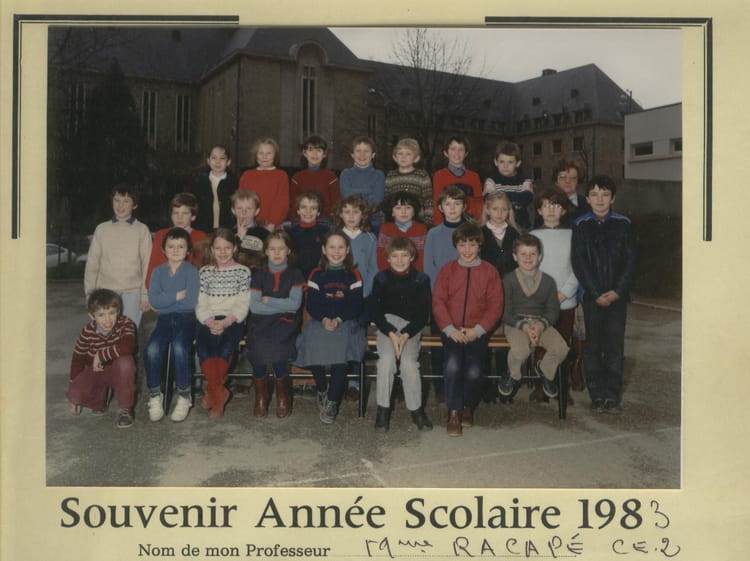 Photo de classe CE2 de 1983, ECOLE SAINTE MARIE - Copains d'avant